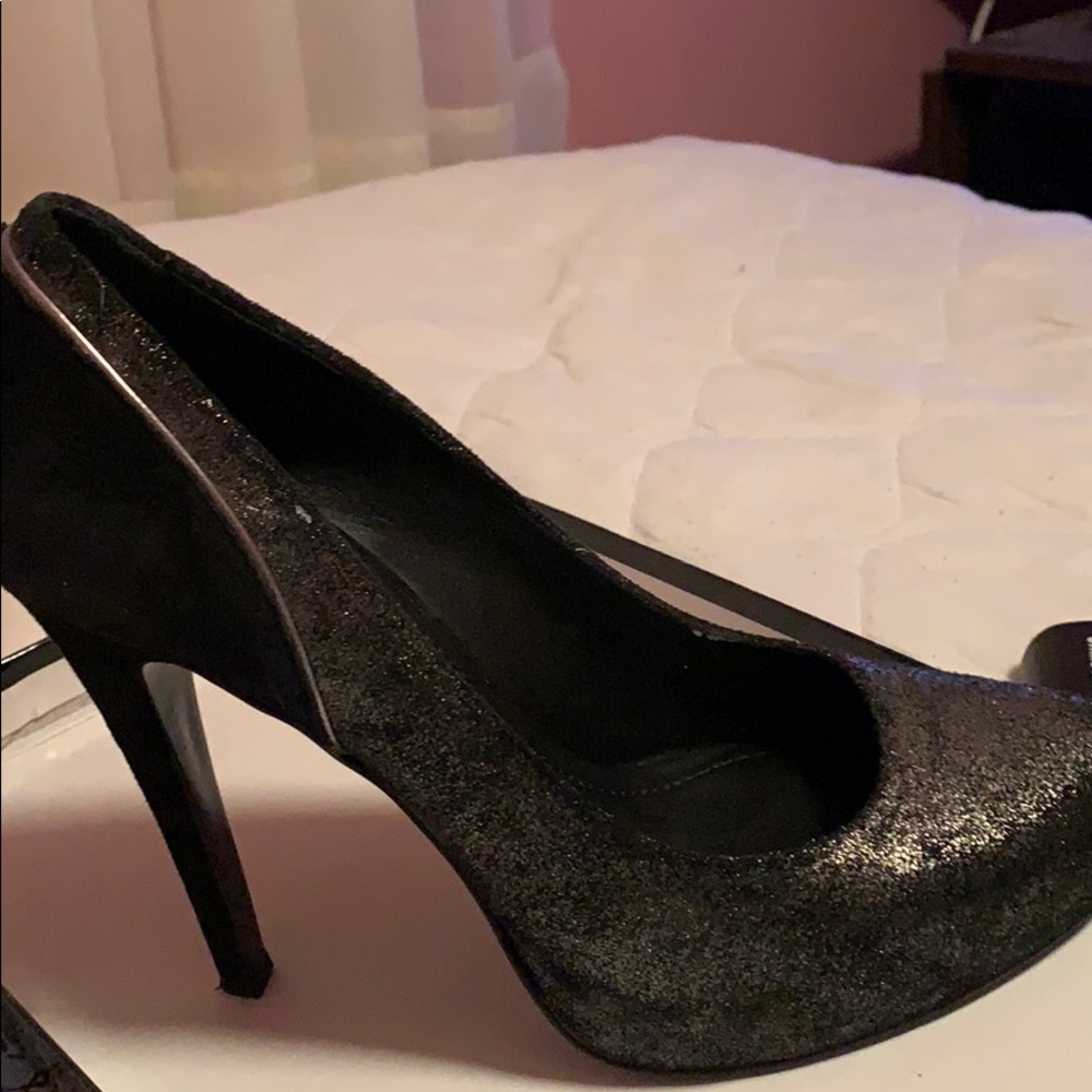 Pumps - Picture 3 of 3